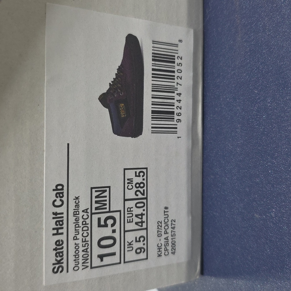 Vans Half Cab Burgundy and Black Suede Skate Shoes - Picture 2 of 14